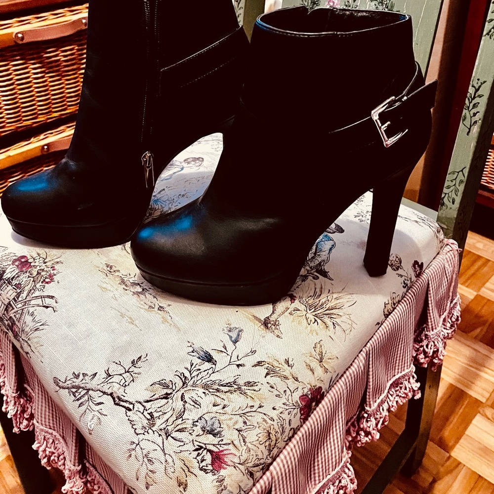 Le Château ankle boots - Picture 9 of 9